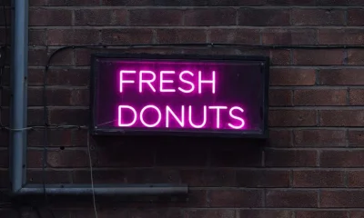 How Everyday Sights and Sounds Can Quietly Control Your Decisions