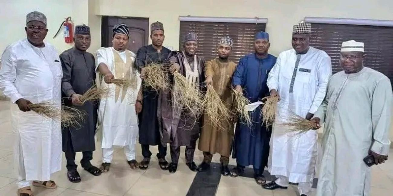 Six Zamfara PDP Lawmakers Decamp to APC