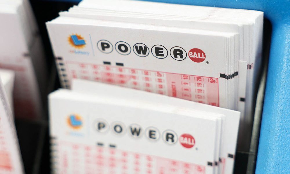 Single Ticket Wins .8 Billion Powerball Jackpot on Christmas Eve
