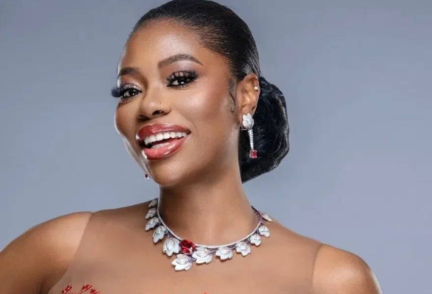 ‘I’m not Davido’s wife’ – Sophia Momodu tells fans