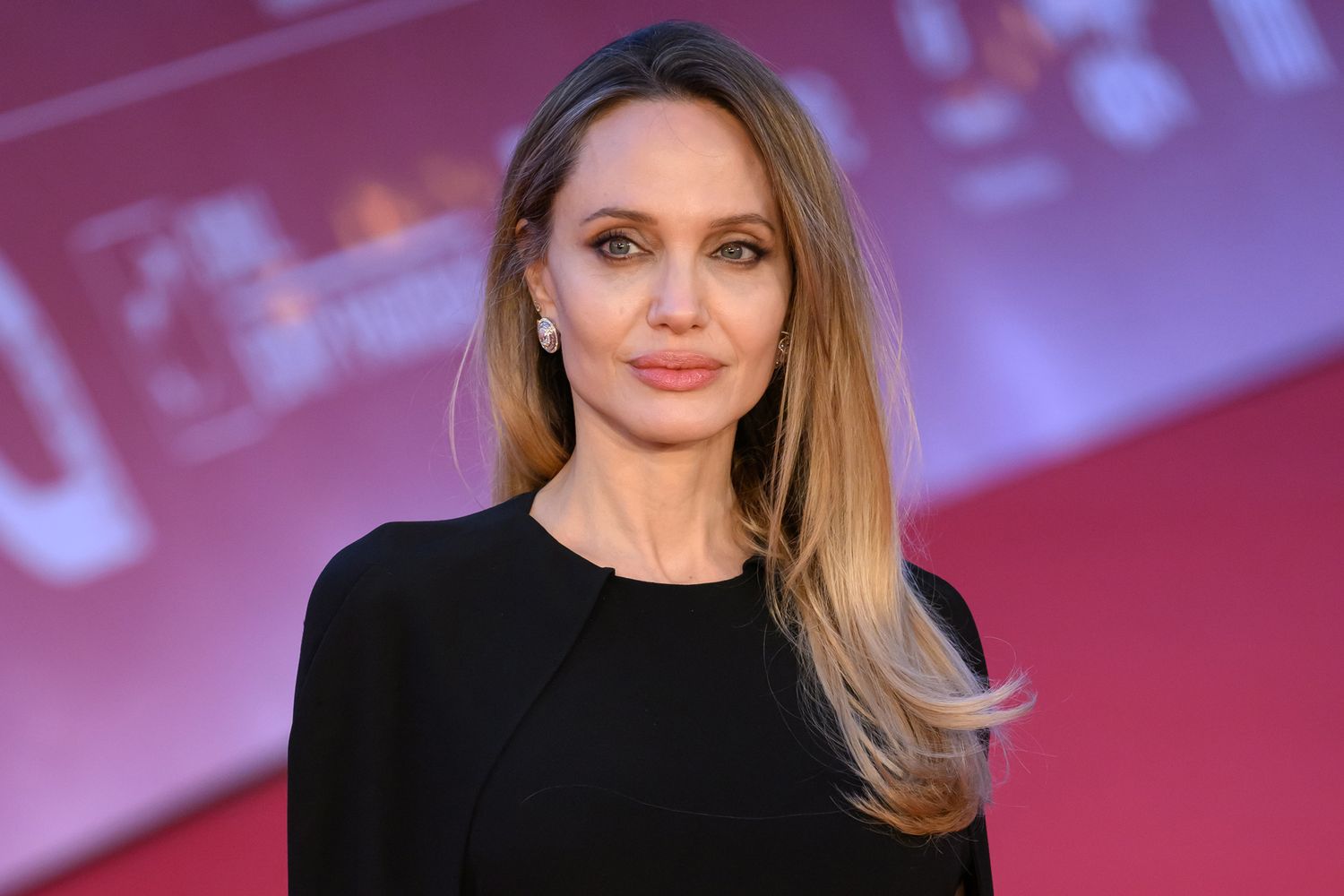 Angelina Jolie Reveals Why She’s Showing Her Mastectomy Scars for the First Time