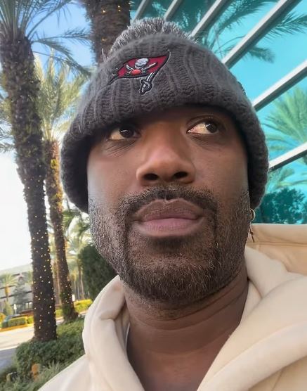Popular Singer, Ray J Leaves Fans Confused As He Says He’s Hitchhiking Across The U.S., Begs For Food And Shelter