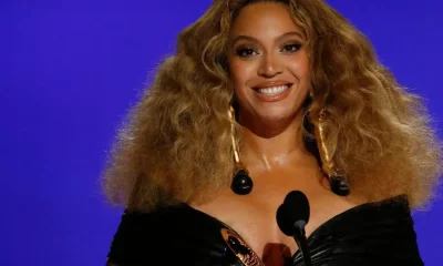 Beyoncé becomes billionaire— Forbes