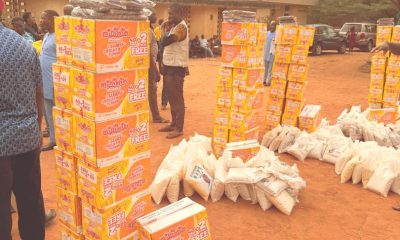 Pro-Tinubu group distributes food items to residents in Enugu