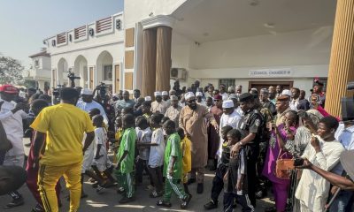 Last of kidnapped Nigerian pupils handed over, government says