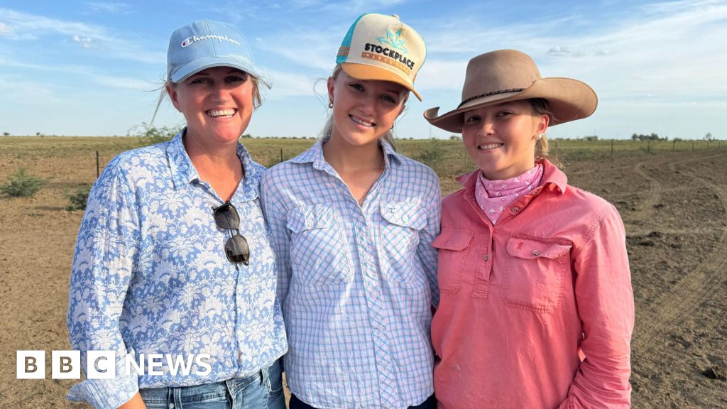 'It's insulting they think we can't handle it': The Australian teens banned from social media