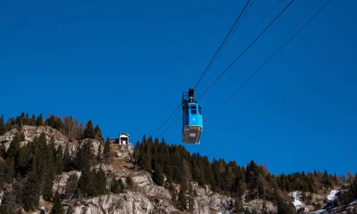 Cable car crash leaves four injured as 100 passengers evacuated in Italy