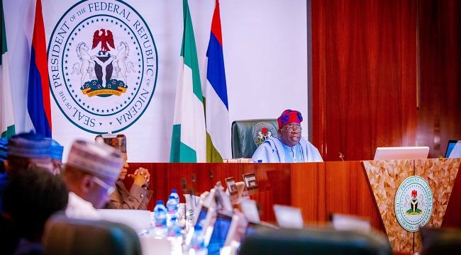 Tinubu Holds Closed-Door Meeting with Six APC Governors