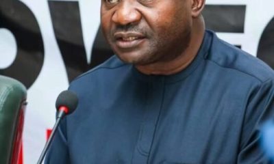 Group Celebrates Defence Minister At 58