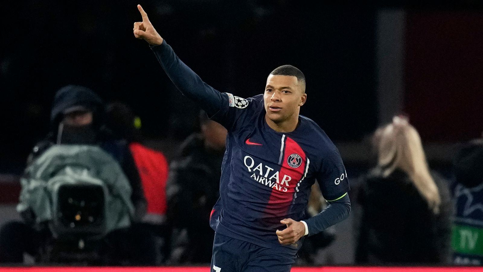 Paris Saint-Germain ordered to pay Kylian Mbappe €60m French court rules | World News
